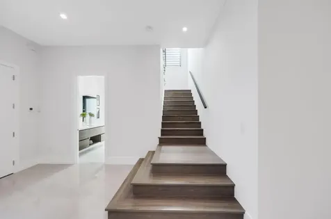 260 Ne 3rd Street Boca Raton FL 33432