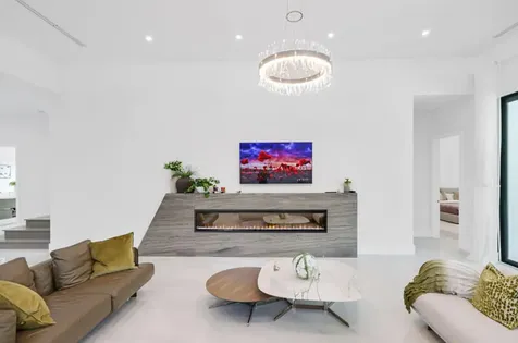 260 Ne 3rd Street Boca Raton FL 33432