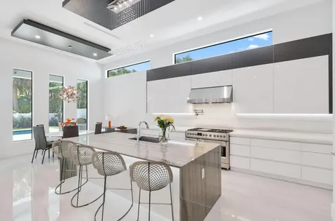 260 Ne 3rd Street Boca Raton FL 33432