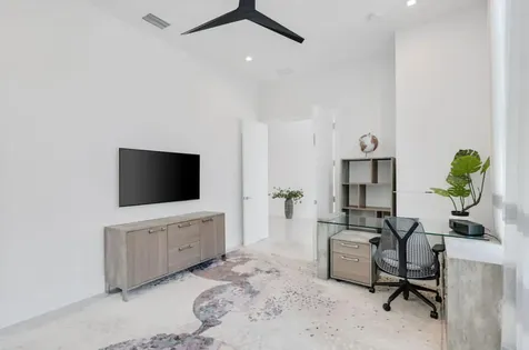 260 Ne 3rd Street Boca Raton FL 33432