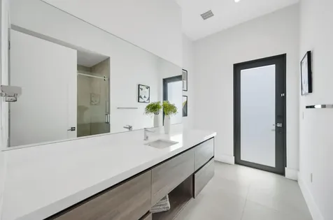 260 Ne 3rd Street Boca Raton FL 33432