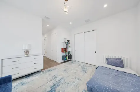 260 Ne 3rd Street Boca Raton FL 33432