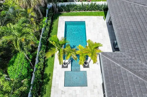 260 Ne 3rd Street Boca Raton FL 33432