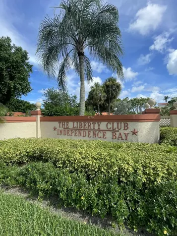 307 Liberty Court Deerfield Beach FL 33442