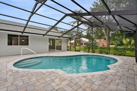 1838 Se Van Kleff Avenue Port Saint Lucie FL 34952