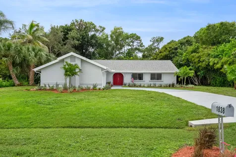 1838 Se Van Kleff Avenue Port Saint Lucie FL 34952
