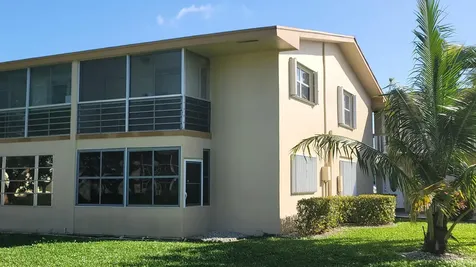 213 Coventry I West Palm Beach FL 33417