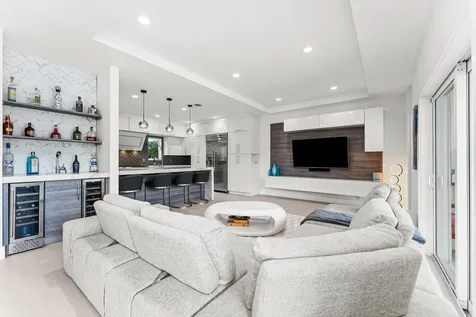 1044 Nw 6th Drive Boca Raton FL 33486