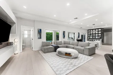 1044 Nw 6th Drive Boca Raton FL 33486