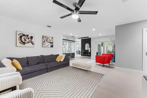 1044 Nw 6th Drive Boca Raton FL 33486