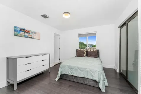 1044 Nw 6th Drive Boca Raton FL 33486