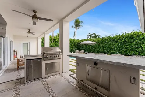 1044 Nw 6th Drive Boca Raton FL 33486