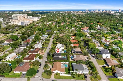 1044 Nw 6th Drive Boca Raton FL 33486