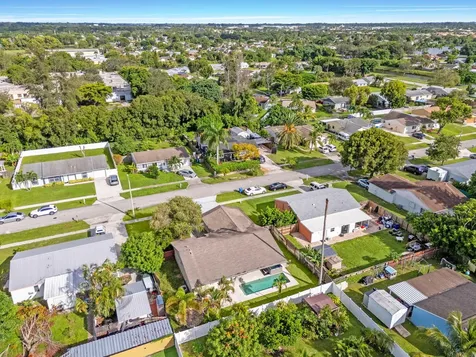 1403 Donwoods Lane Royal Palm Beach FL 33411