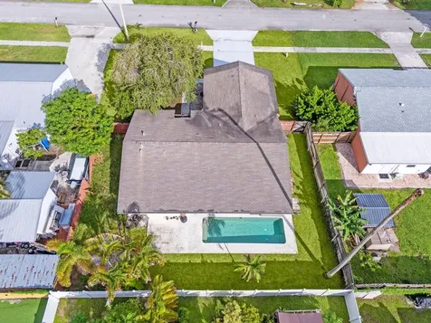 1403 Donwoods Lane Royal Palm Beach FL 33411