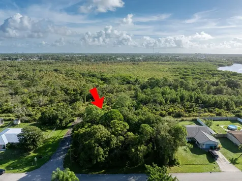 441 SE Galleon Lane Port Saint Lucie FL 34983