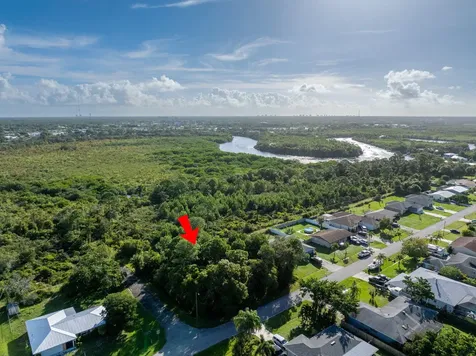 441 SE Galleon Lane Port Saint Lucie FL 34983