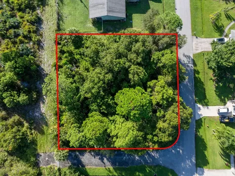 441 SE Galleon Lane Port Saint Lucie FL 34983