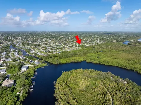 441 SE Galleon Lane Port Saint Lucie FL 34983