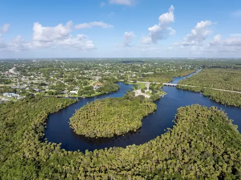 441 SE Galleon Lane Port Saint Lucie FL 34983