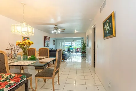 1421 Nw 19th Terrace Delray Beach FL 33445