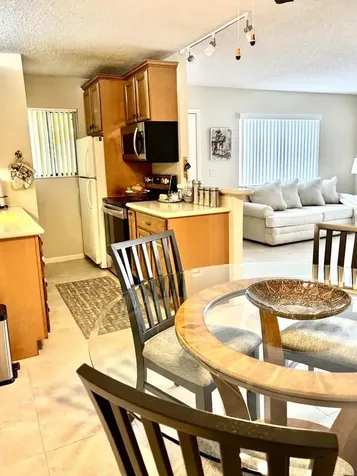 610 Trace Circle Deerfield Beach FL 33441