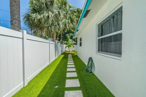 1332 Longwood Street West Palm Beach FL 33401
