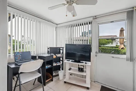 2822 Crosley Drive West Palm Beach FL 33415