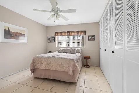2822 Crosley Drive West Palm Beach FL 33415