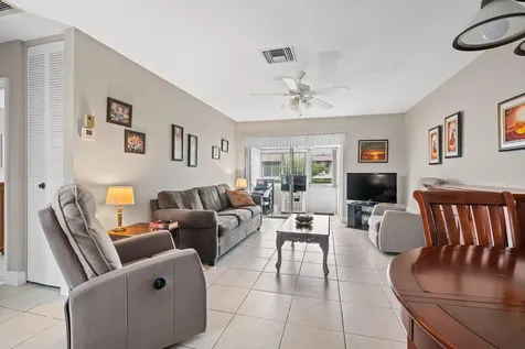 2822 Crosley Drive West Palm Beach FL 33415