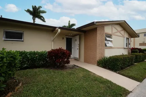 2822 Crosley Drive West Palm Beach FL 33415