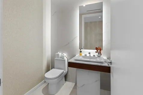 200 Se Mizner Boulevard Boca Raton FL 33432