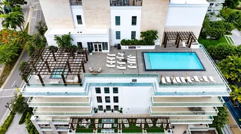 200 Se Mizner Boulevard Boca Raton FL 33432