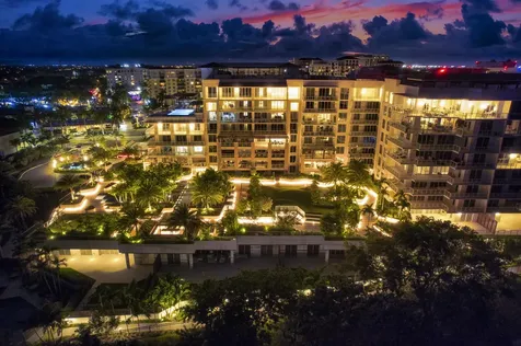 200 Se Mizner Boulevard Boca Raton FL 33432