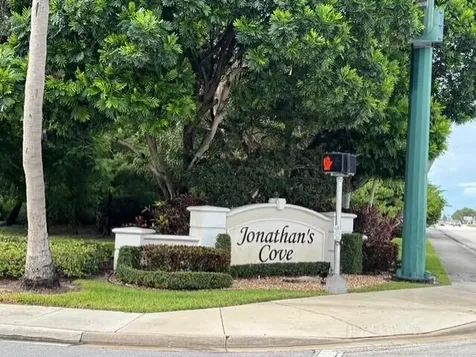 4755 Palmbrooke Circle West Palm Beach FL 33417
