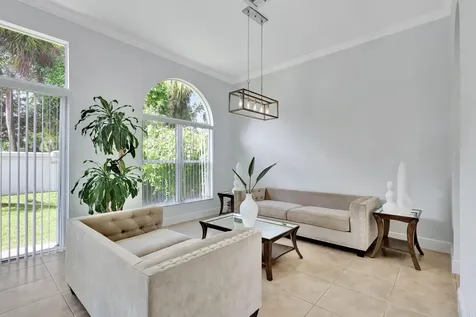 193 Sedona Way Palm Beach Gardens FL 33418