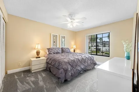 7465 N Glendevon Lane Delray Beach FL 33446