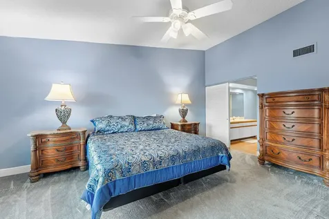 7465 N Glendevon Lane Delray Beach FL 33446