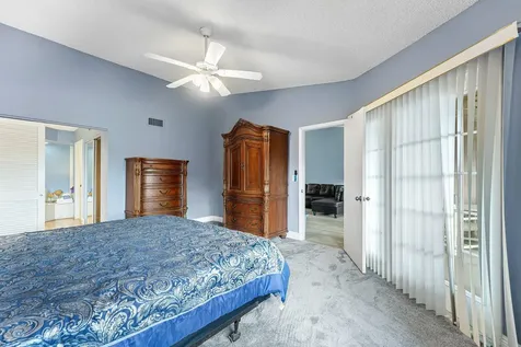 7465 N Glendevon Lane Delray Beach FL 33446