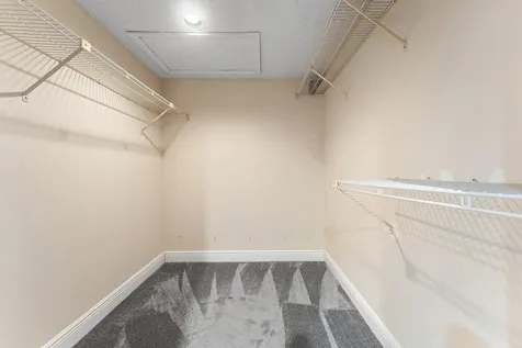 7465 N Glendevon Lane Delray Beach FL 33446