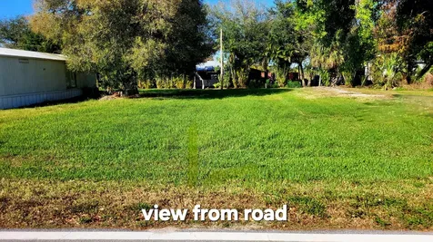 571 Avenue D Moore Haven FL 33471