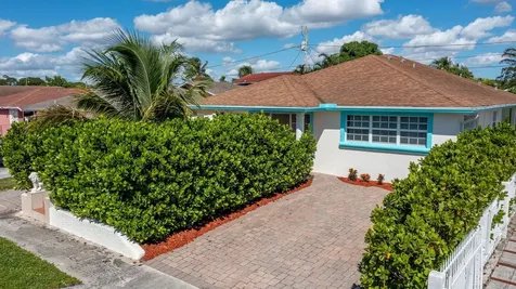 951 Green Street West Palm Beach FL 33405