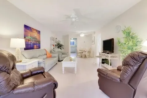 2 Westwood Avenue Tequesta FL 33469