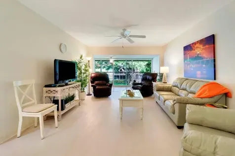 2 Westwood Avenue Tequesta FL 33469
