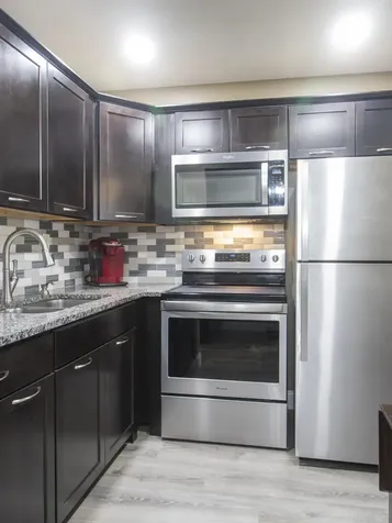 98 Bedford D West Palm Beach FL 33417