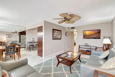 4049 Wolverton C Boca Raton FL 33434