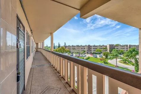 4049 Wolverton C Boca Raton FL 33434