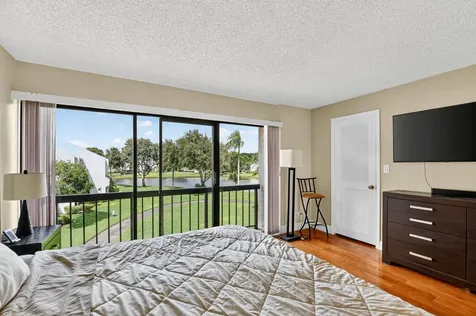 1004 Bridgewood Place Boca Raton FL 33434