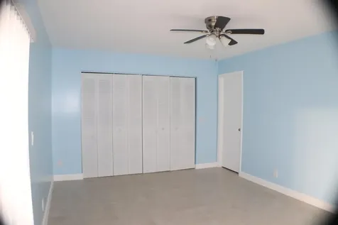 464 Burgundy J Delray Beach FL 33484