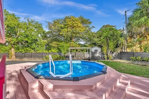 917 Market Street West Palm Beach FL 33401